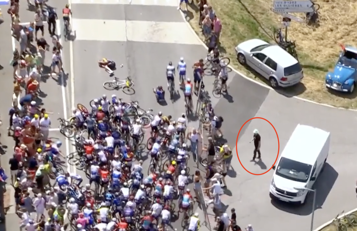 Klootzak van de dag; Tampert